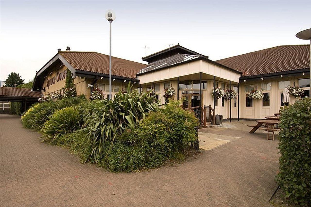 Premier Inn Basingstoke West Eksteriør billede