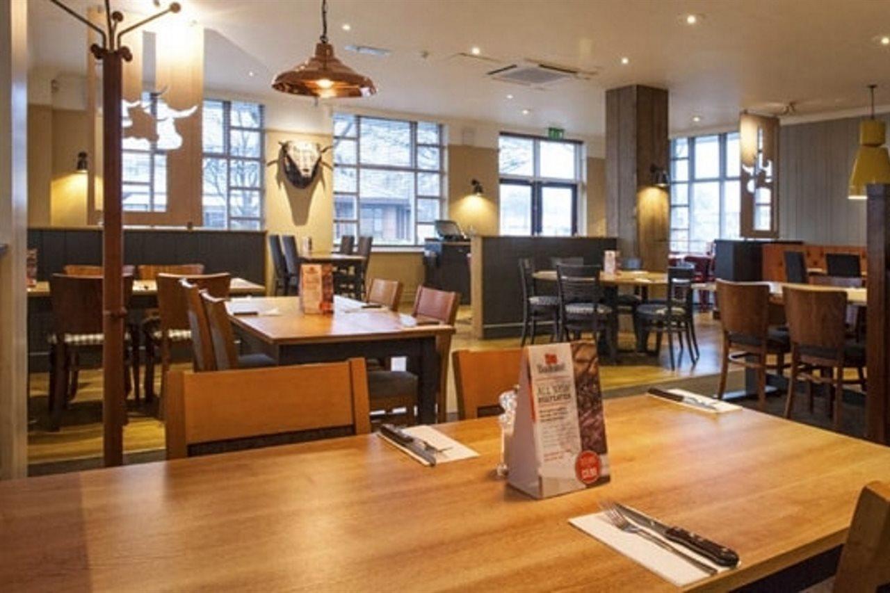 Premier Inn Basingstoke West Eksteriør billede